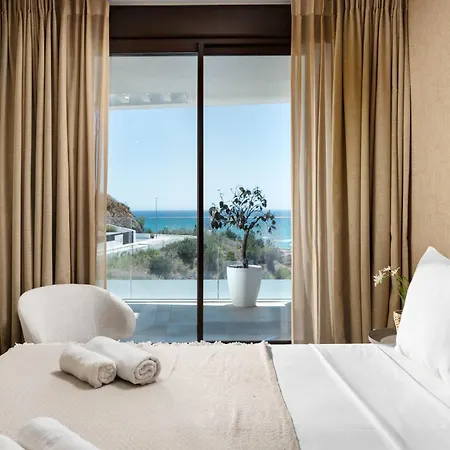 Διαμέρισμα Luxury 3bed-apartment With Stunning Sea Views *