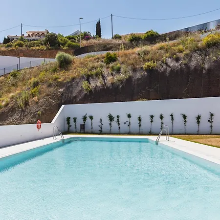 Apartment Luxury 3bed-apartment With Stunning Sea Views *
